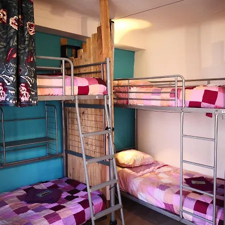 Surf Oda ve Kahvaltı Biarritz